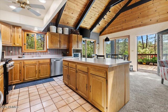 5588 W MOUNTAIN View, Prescott, AZ 86305