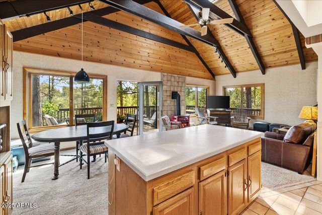 5588 W MOUNTAIN View, Prescott, AZ 86305