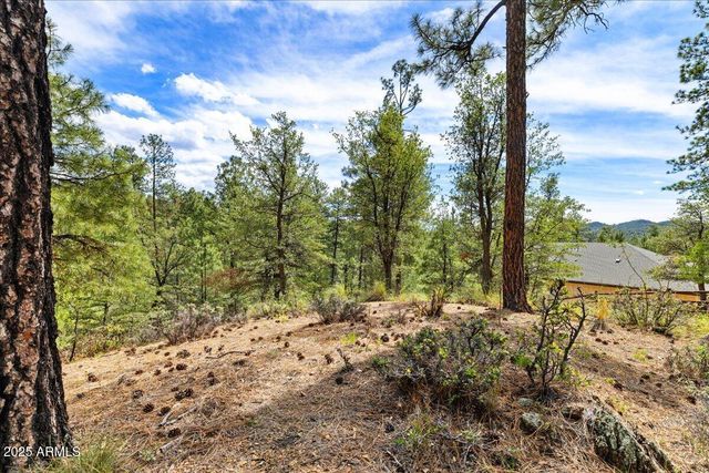 5588 W MOUNTAIN View, Prescott, AZ 86305