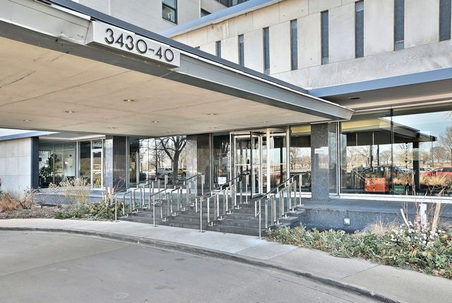 3440 N Lake Shore Drive 3C, Chicago, IL 60657