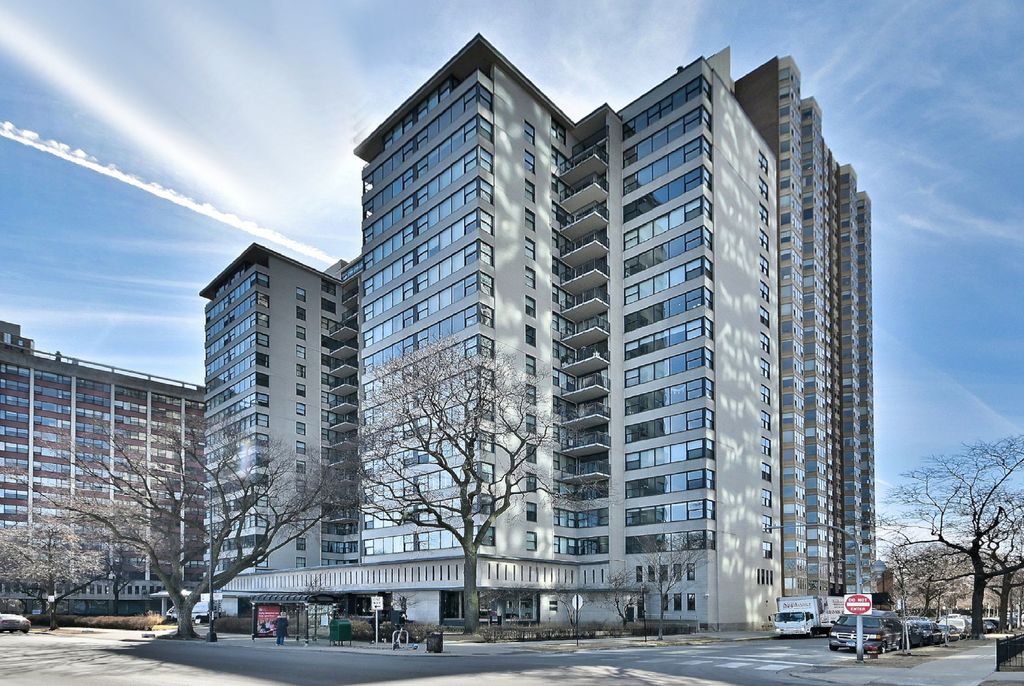 3440 N Lake Shore Drive 3C, Chicago, IL 60657