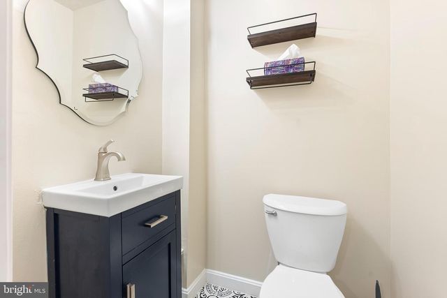 102 S ELLWOOD AVE, Baltimore, MD 21224