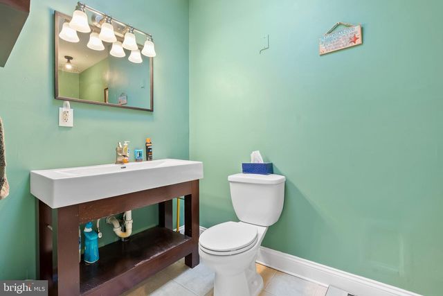 102 S ELLWOOD AVE, Baltimore, MD 21224