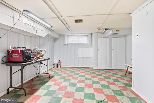 102 S ELLWOOD AVE, Baltimore, MD 21224