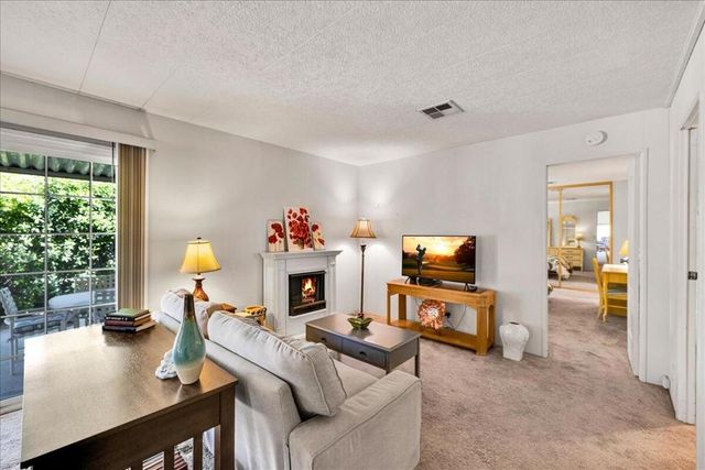 73450 Country Club Drive 18, Palm Desert, CA 92260