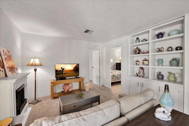 73450 Country Club Drive 18, Palm Desert, CA 92260