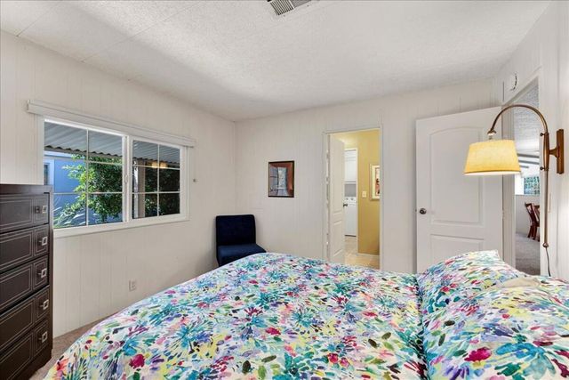 73450 Country Club Drive 18, Palm Desert, CA 92260