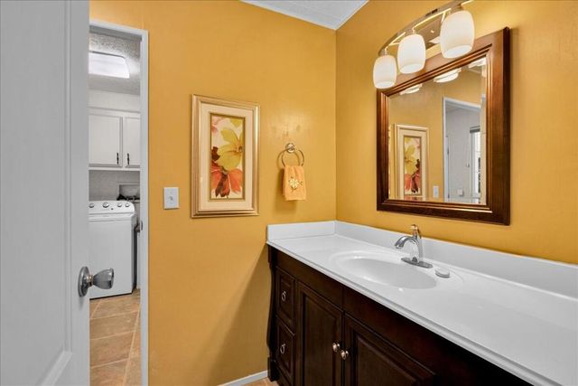 73450 Country Club Drive 18, Palm Desert, CA 92260