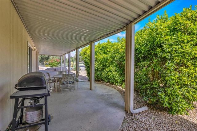 73450 Country Club Drive 18, Palm Desert, CA 92260