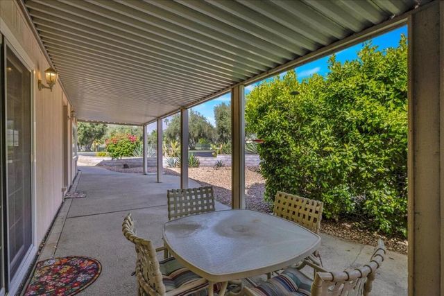 73450 Country Club Drive 18, Palm Desert, CA 92260