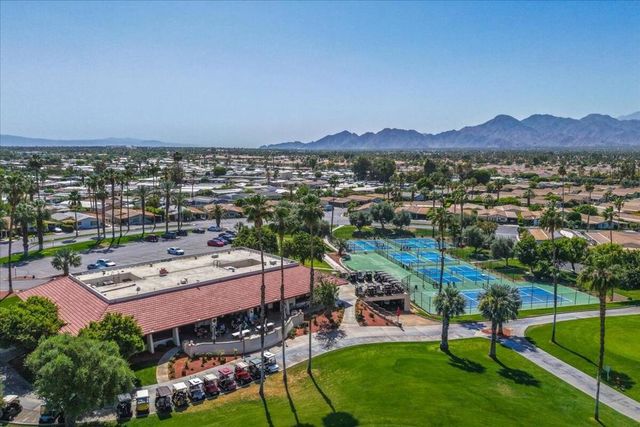 73450 Country Club Drive 18, Palm Desert, CA 92260