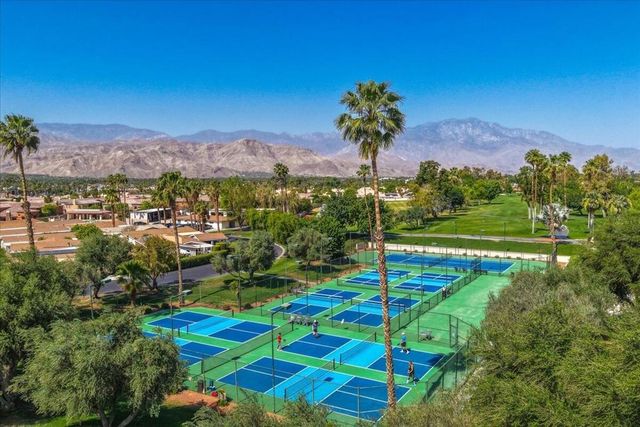 73450 Country Club Drive 18, Palm Desert, CA 92260