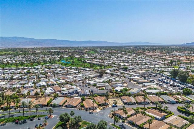73450 Country Club Drive 18, Palm Desert, CA 92260
