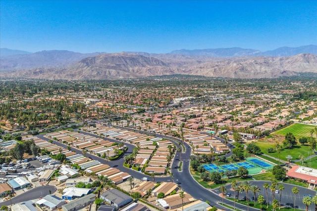 73450 Country Club Drive 18, Palm Desert, CA 92260