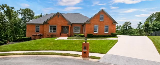 8625 Dayflower Drive, Ooltewah, TN 37363