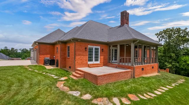 8625 Dayflower Drive, Ooltewah, TN 37363