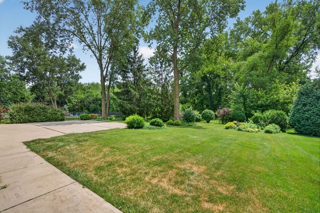 10897 Pioneer Trail, Frankfort, IL 60423