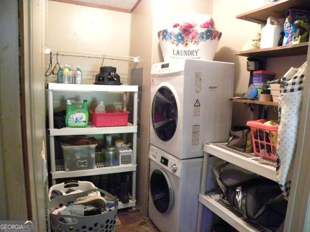 2627 Cole Road, Carnesville, GA 30521