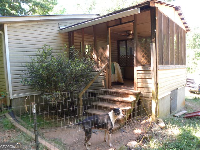 2627 Cole Road, Carnesville, GA 30521