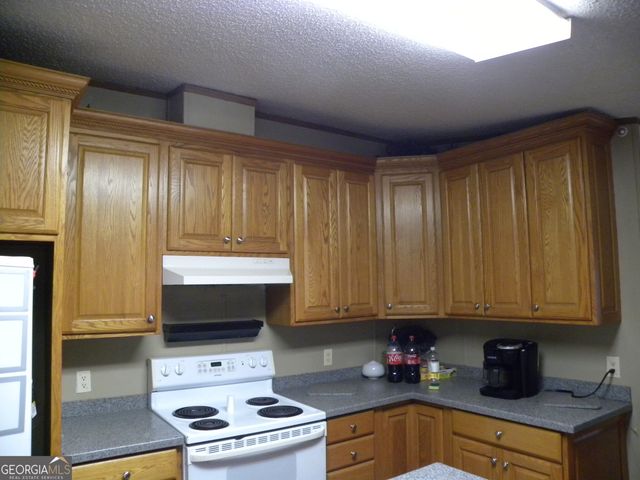 2627 Cole Road, Carnesville, GA 30521
