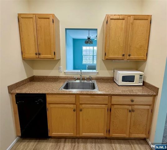 9212 Richmond Road, West Milford, NJ 07480