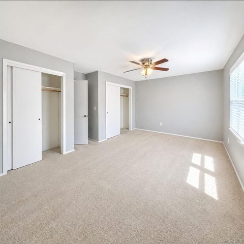 80 New Holland Village, Nanuet, NY 10954