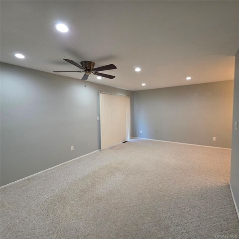 80 New Holland Village, Nanuet, NY 10954