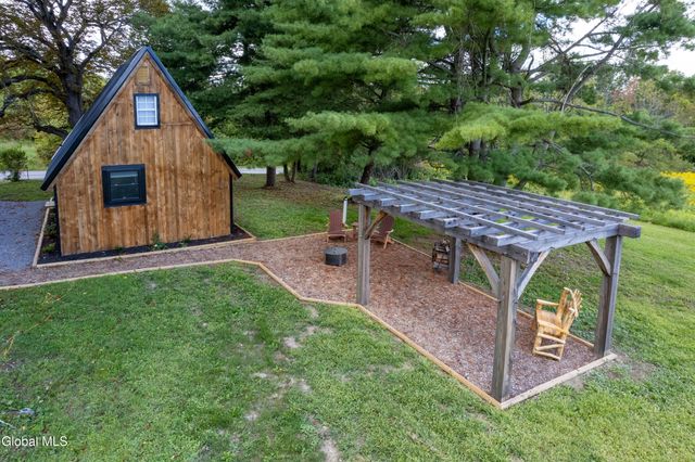 331 MacPhail Road, Canajoharie, NY 13317