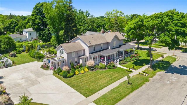 461 Fifth Street, Manistee, MI 49660