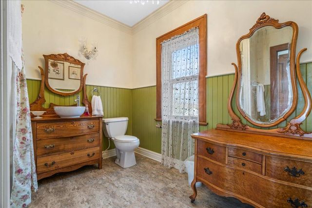 461 Fifth Street, Manistee, MI 49660