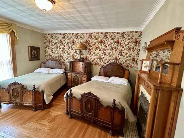 461 Fifth Street, Manistee, MI 49660