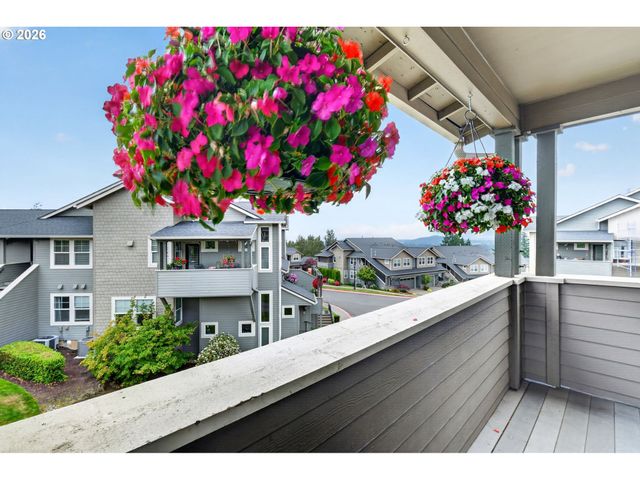 10258 Se BRISTOL Ct, Portland, OR 97086