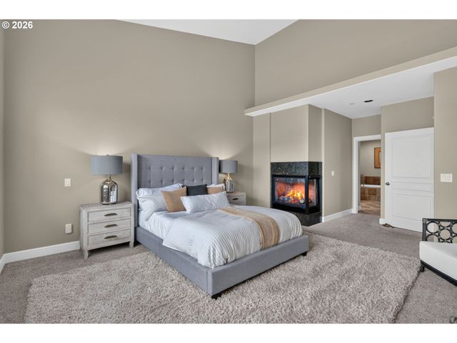 10258 Se BRISTOL Ct, Portland, OR 97086