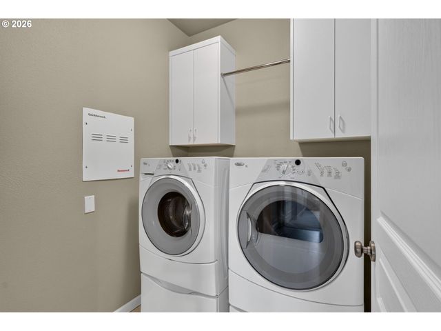 10258 Se BRISTOL Ct, Portland, OR 97086