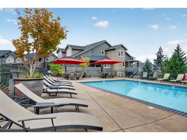 10258 Se BRISTOL Ct, Portland, OR 97086