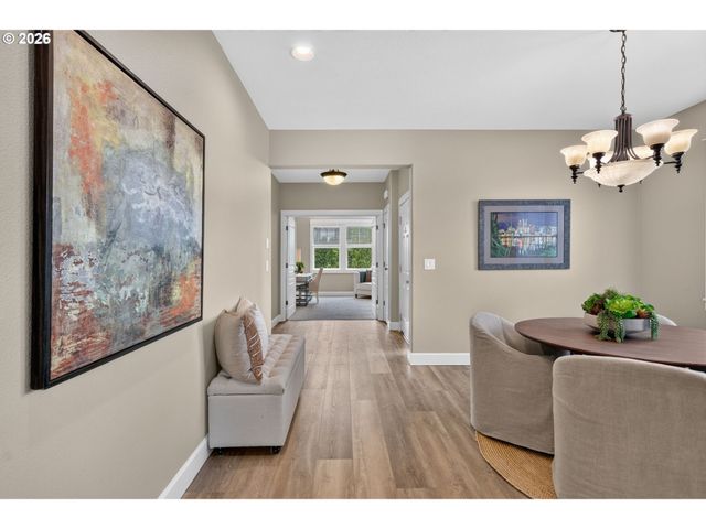 10258 Se BRISTOL Ct, Portland, OR 97086