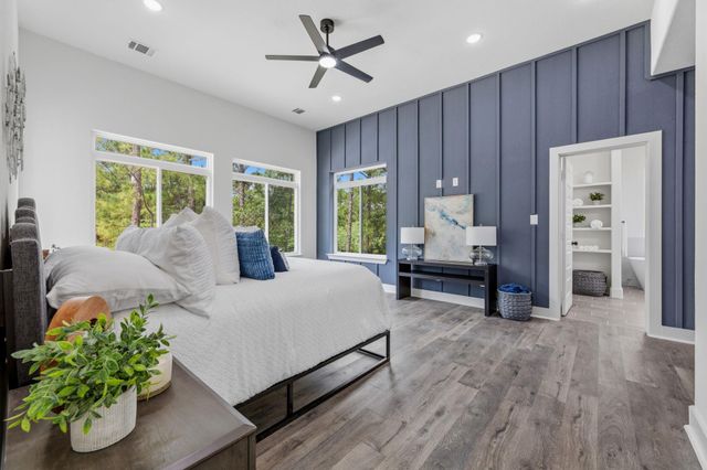 180 Kaanapali LN, Bastrop, TX 78602