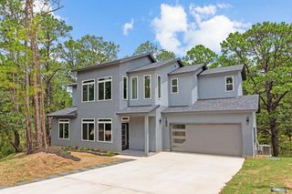 180 Kaanapali LN, Bastrop, TX 78602