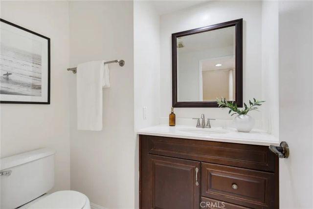 3647 Keystone Avenue 2, Los Angeles, CA 90034