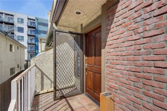 3647 Keystone Avenue 2, Los Angeles, CA 90034