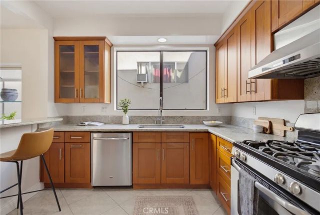 3647 Keystone Avenue 2, Los Angeles, CA 90034