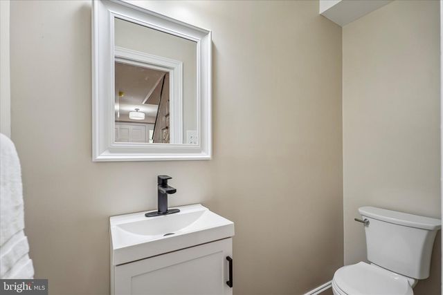 1409 EDGEVALE RD, Wynnewood, PA 19096
