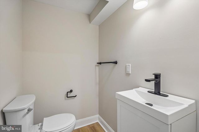 1409 EDGEVALE RD, Wynnewood, PA 19096