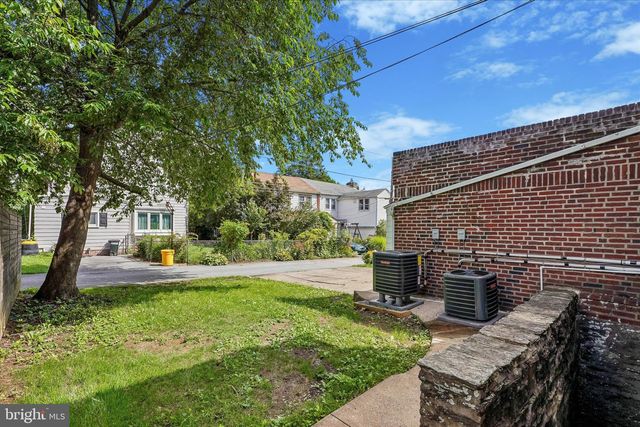 1409 EDGEVALE RD, Wynnewood, PA 19096