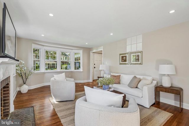 1409 EDGEVALE RD, Wynnewood, PA 19096