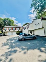 10 Westview Avenue D, White Plains, NY 10603