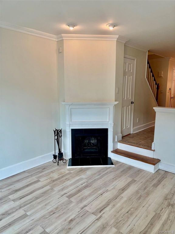 10 Westview Avenue D, White Plains, NY 10603 — photo 4