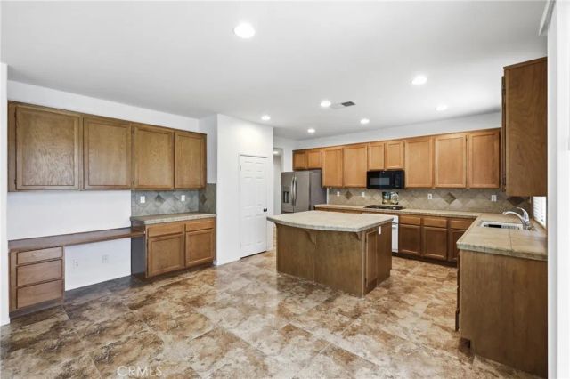41726 Grand View Drive, Murrieta, CA 92562