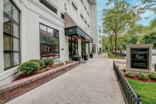33 W Delaware Place 19H, Chicago, IL 60610