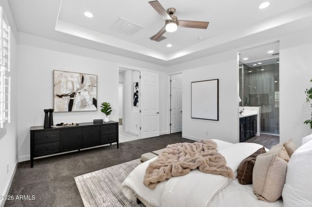 286 E DOGWOOD Drive, Chandler, AZ 85286